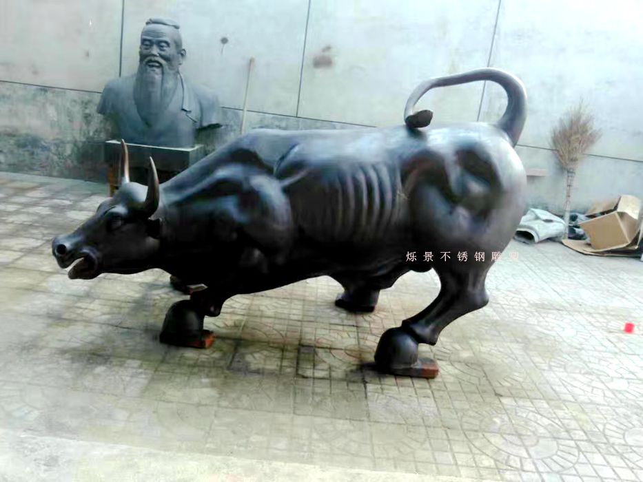 铸铜牛，公牛雕塑