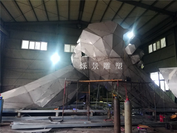 雕塑厂家，不锈钢雕塑价格
