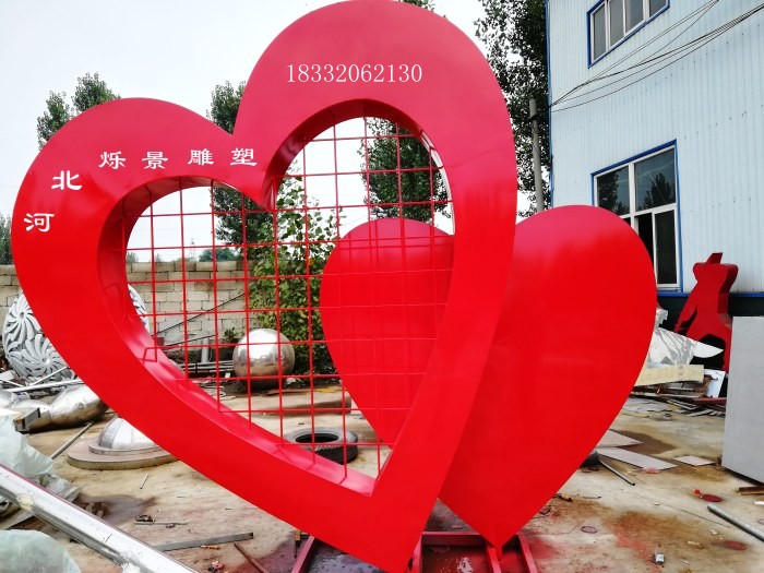 不锈钢爱心雕塑定制厂家